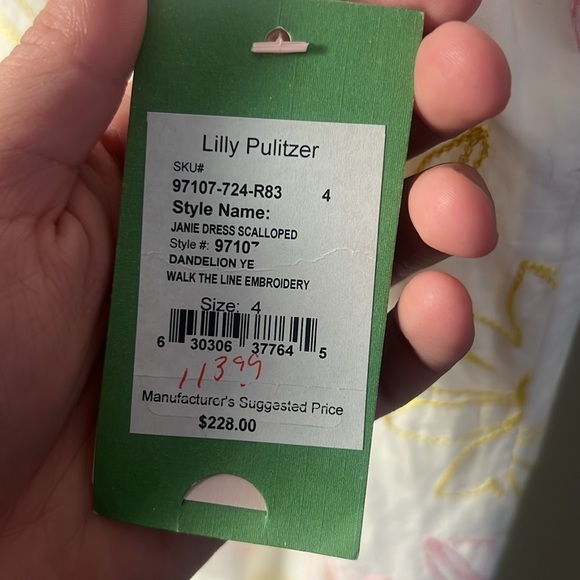 NWT Lilly Pulitzer Jamie Scalloped Hem Embroidered Dress Size 4 - Picture 5 of 9